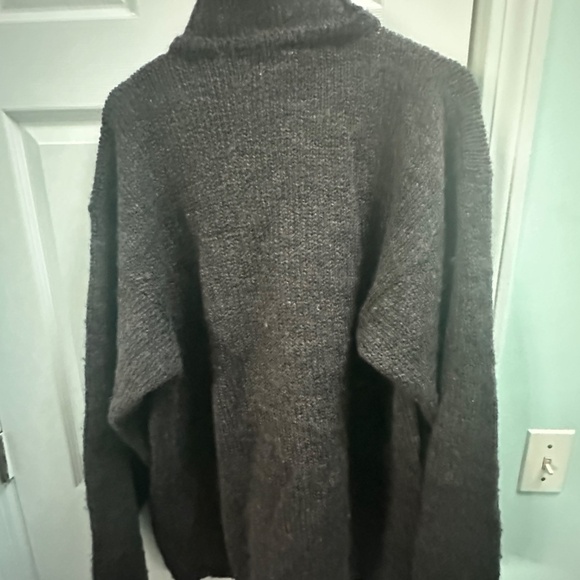 Men’s Donegal Irish sweater large - Picture 2 of 2